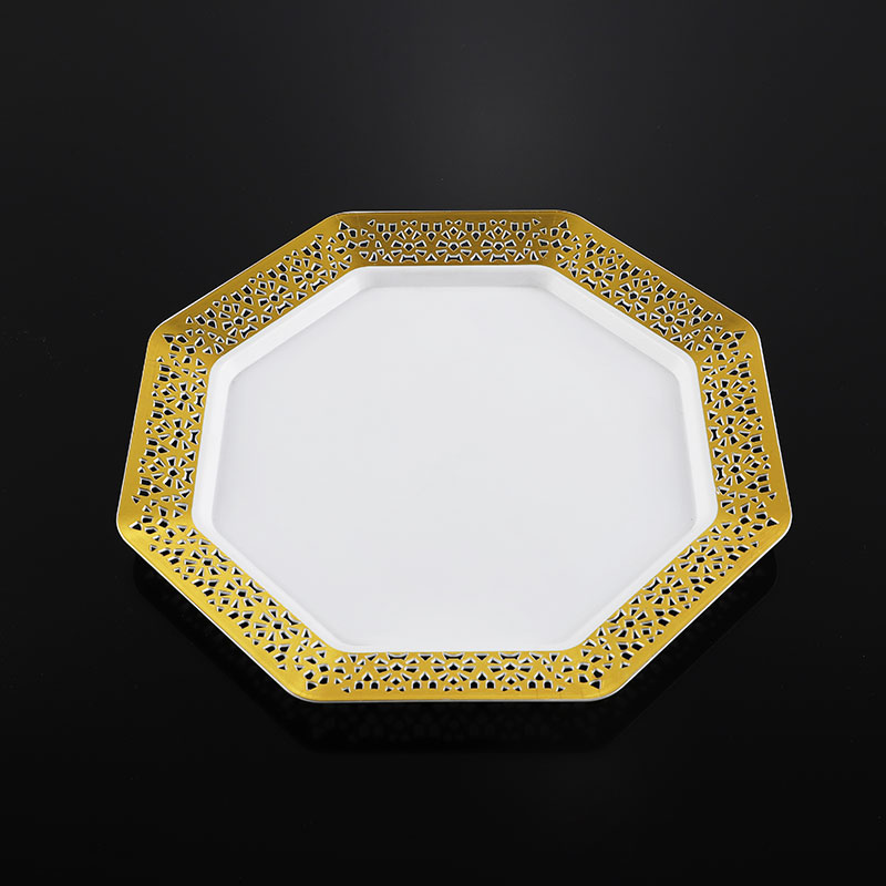 Beyond Disposable: Can a Glossy Metallic Edge Plastic Octagonal Plate Replace Ceramic at Festive Tables?